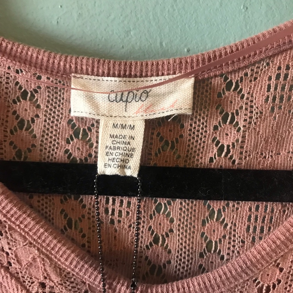 Cupio Lace-Trim V-Neck Long Sleeve Top - Rose - Picture 2 of 4